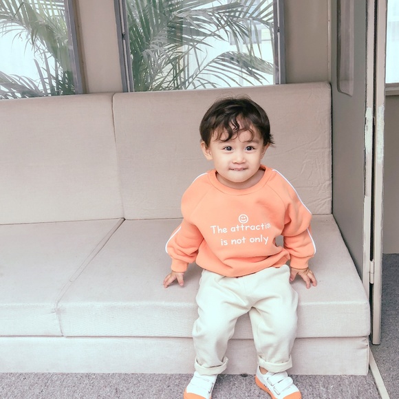 Kids Casual Long Sleeve Pullover Sweatshirt - Picture 1 of 4